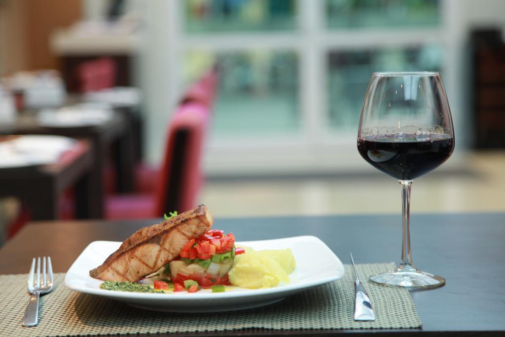 Mercure Hanoi La Gare Hotel Luaran gambar
